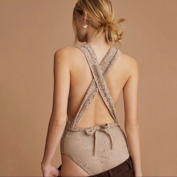 NWT Anthropologie Mes Demoiselles Fanti Plunging V Lace Bodysuit in Ecru XS - SM - Picture 6 of 15